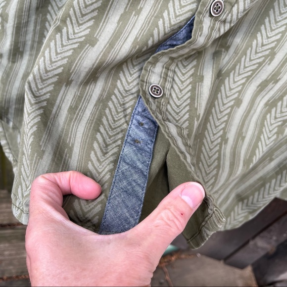 The Territory Ahead Men’s Vintage Chevron Striped Long Sleeve Shirt Sz L - Picture 6 of 15